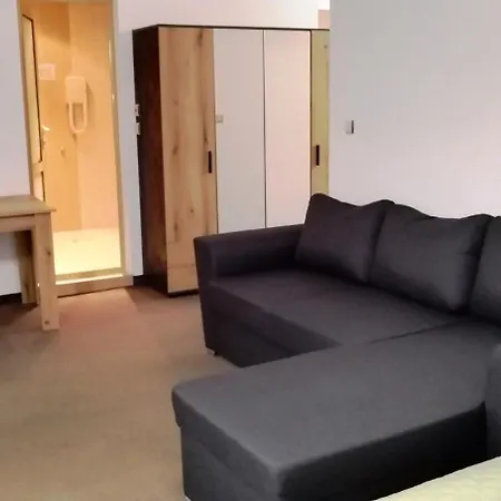 Avalon-high View Apartment *